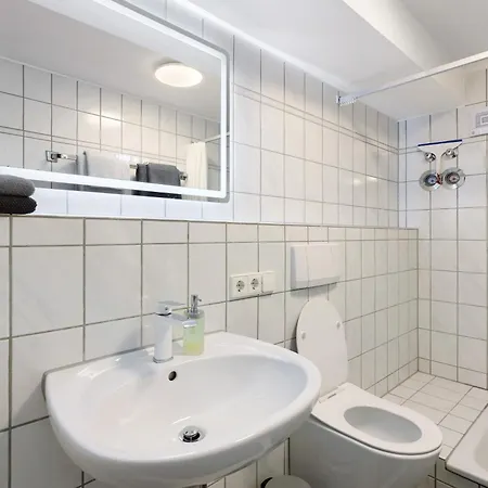 Granzow Apartment *